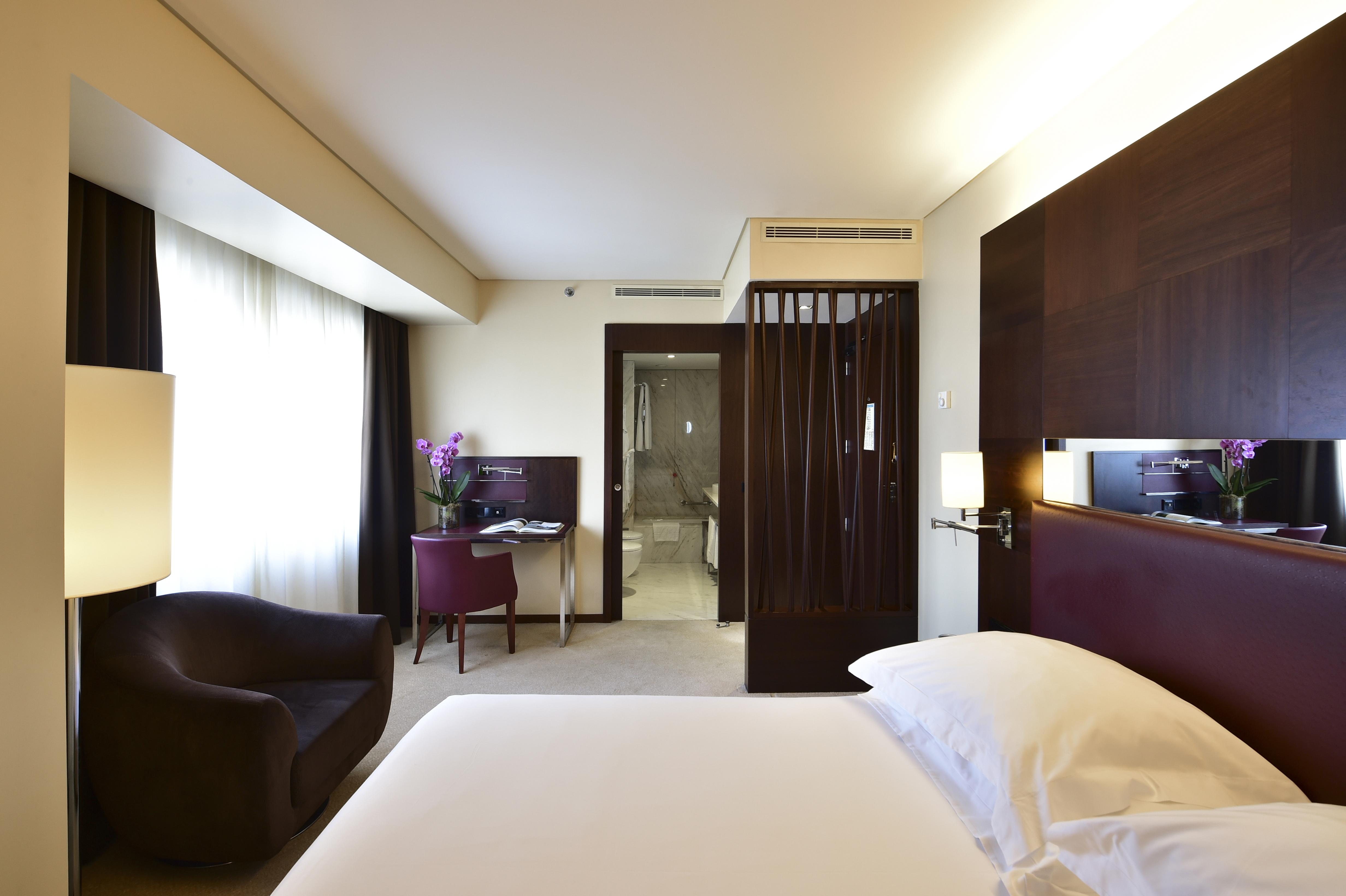 Porto Palacio Hotel By The Editory Bagian luar foto A room at the hotel