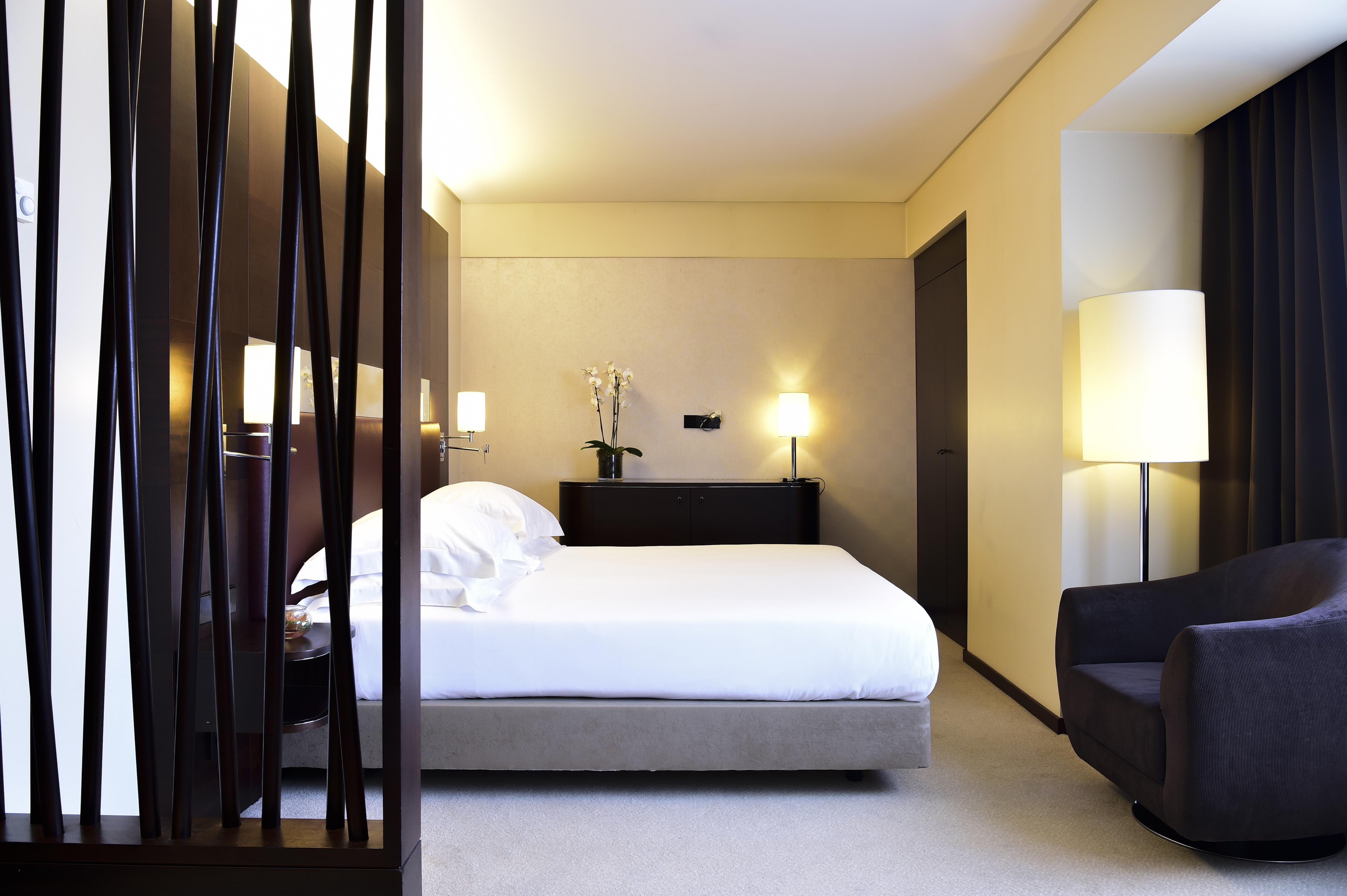 Porto Palacio Hotel By The Editory Bagian luar foto A room at the Mandarin Oriental, Munich